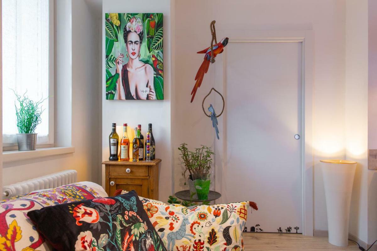 Antica Casa Alboletta - Appartamento Frida Kahlo Riva del Garda Esterno foto